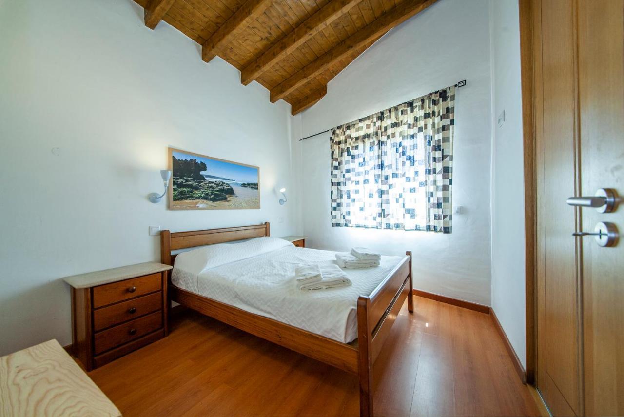 H - Montes de Praias GuestHouse Aljezur Extérieur photo